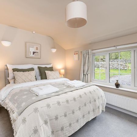 Central Malham Wellbeing Escape Hot Tub & Studio Dış mekan fotoğraf